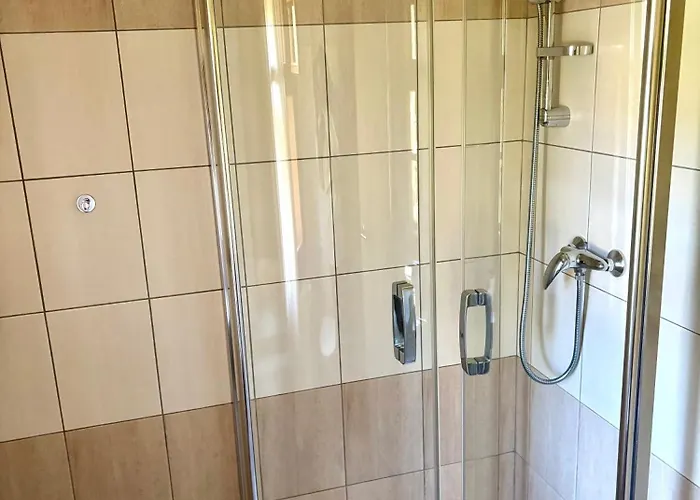 Bystrenka Konukevi 3*